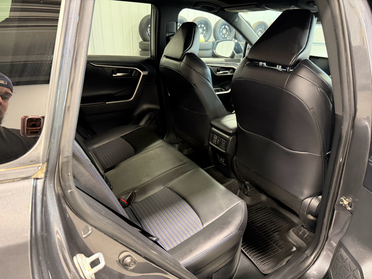 Toyota RAV4 Hybrid XSE AWD (Natl) 2020 Toyota RAV4 Hybrid XSE AWD (Natl) 2020