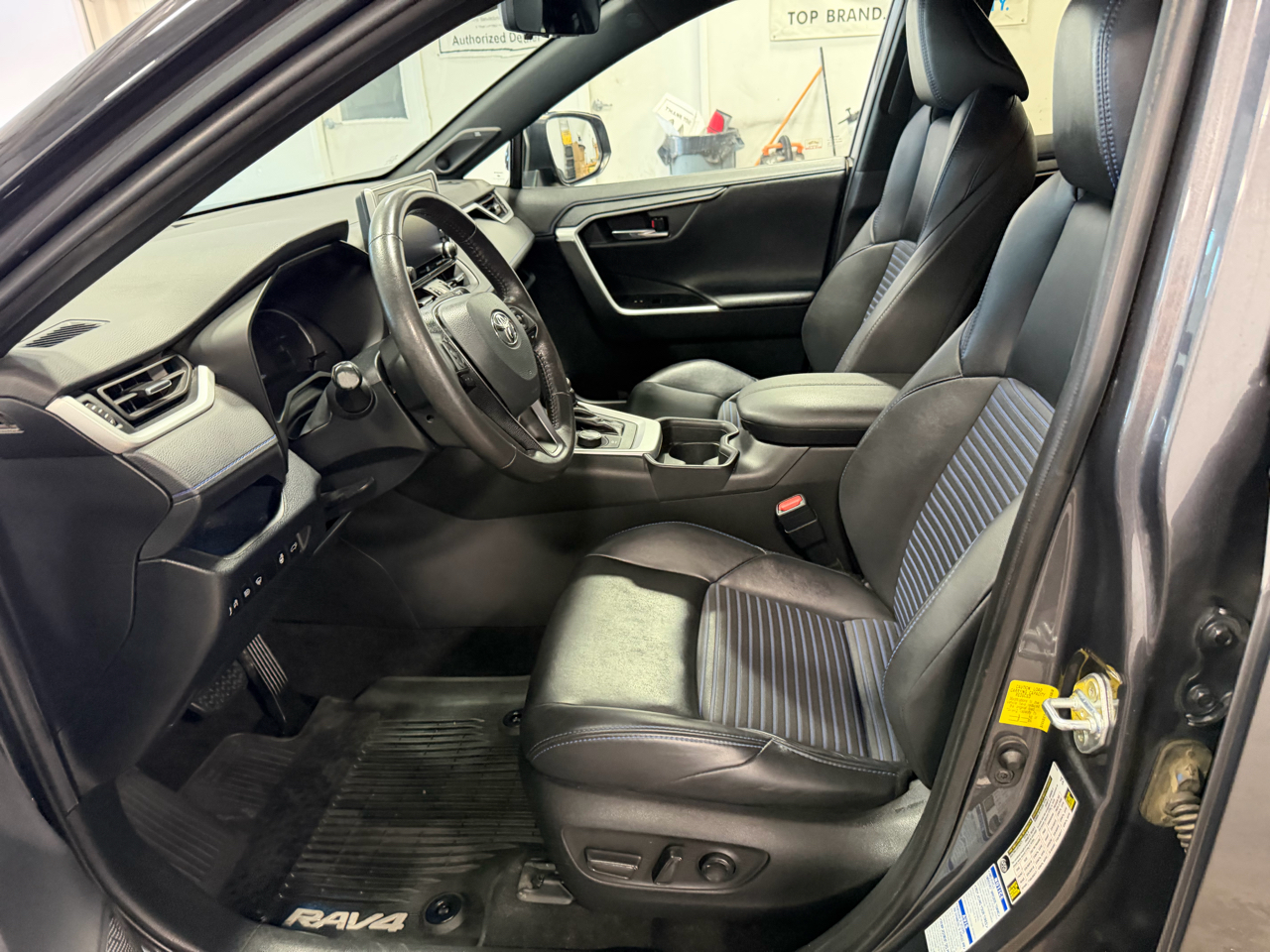 Toyota RAV4 Hybrid XSE AWD (Natl) 2020 Toyota RAV4 Hybrid XSE AWD (Natl) 2020