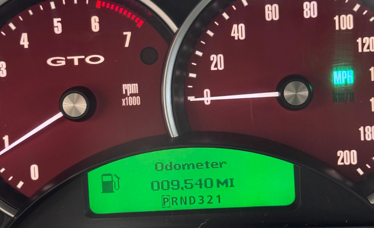 Pontiac GTO 2dr Cpe 2004 Pontiac GTO 2dr Cpe 2004