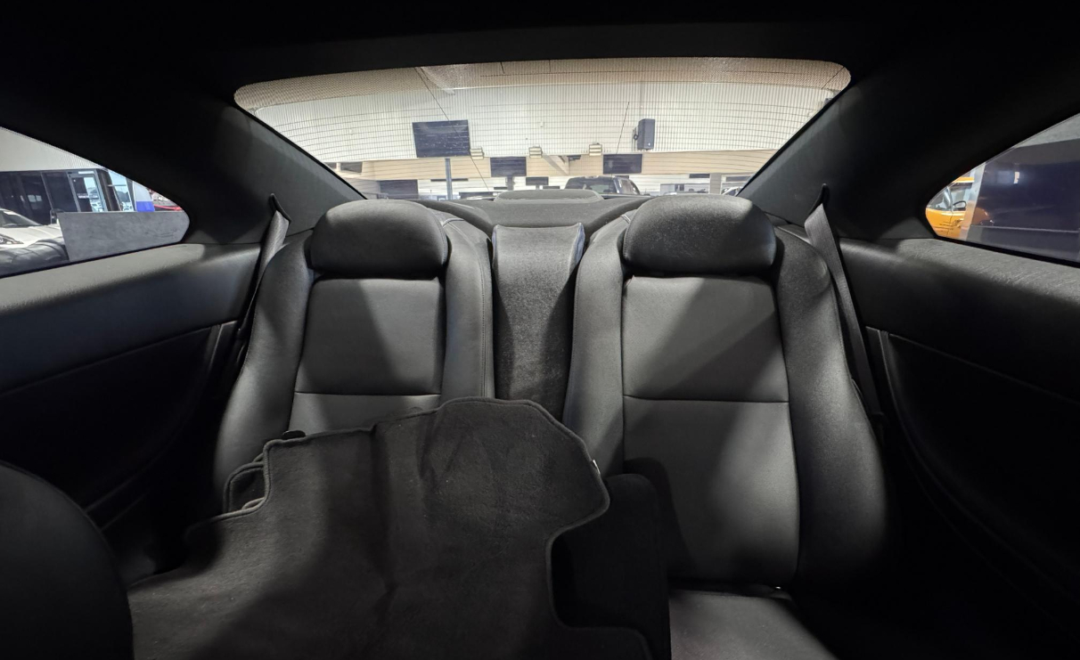 Pontiac GTO 2dr Cpe 2004 Pontiac GTO 2dr Cpe 2004