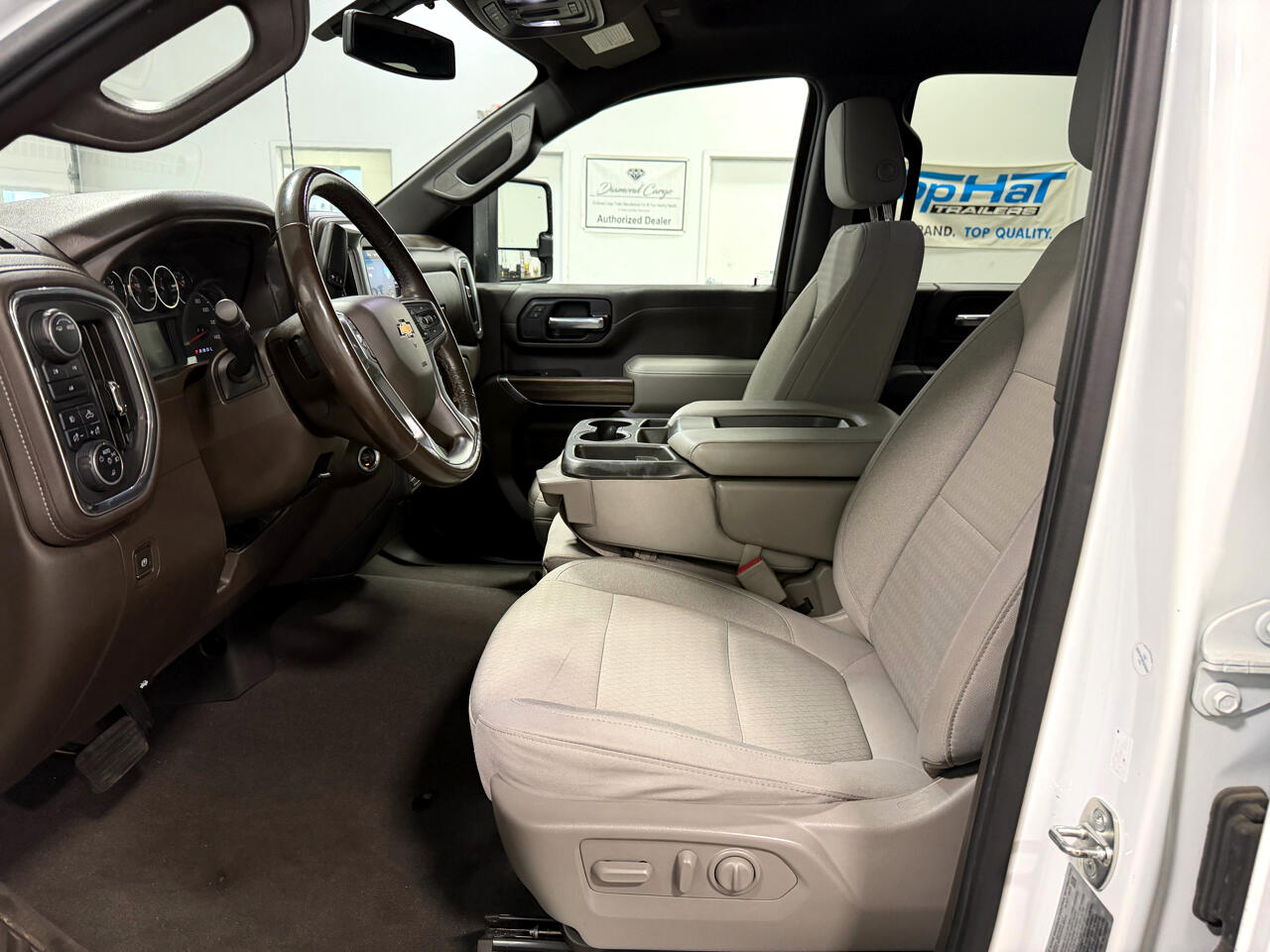 Chevrolet Silverado 2500HD 4WD Crew Cab 172" LT 2020