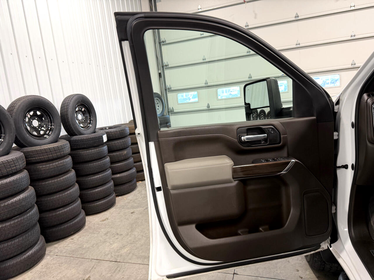 Chevrolet Silverado 2500HD 4WD Crew Cab 172" LT 2020