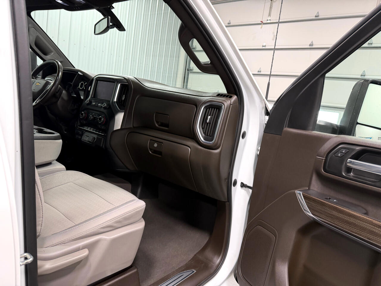 Chevrolet Silverado 2500HD 4WD Crew Cab 172" LT 2020