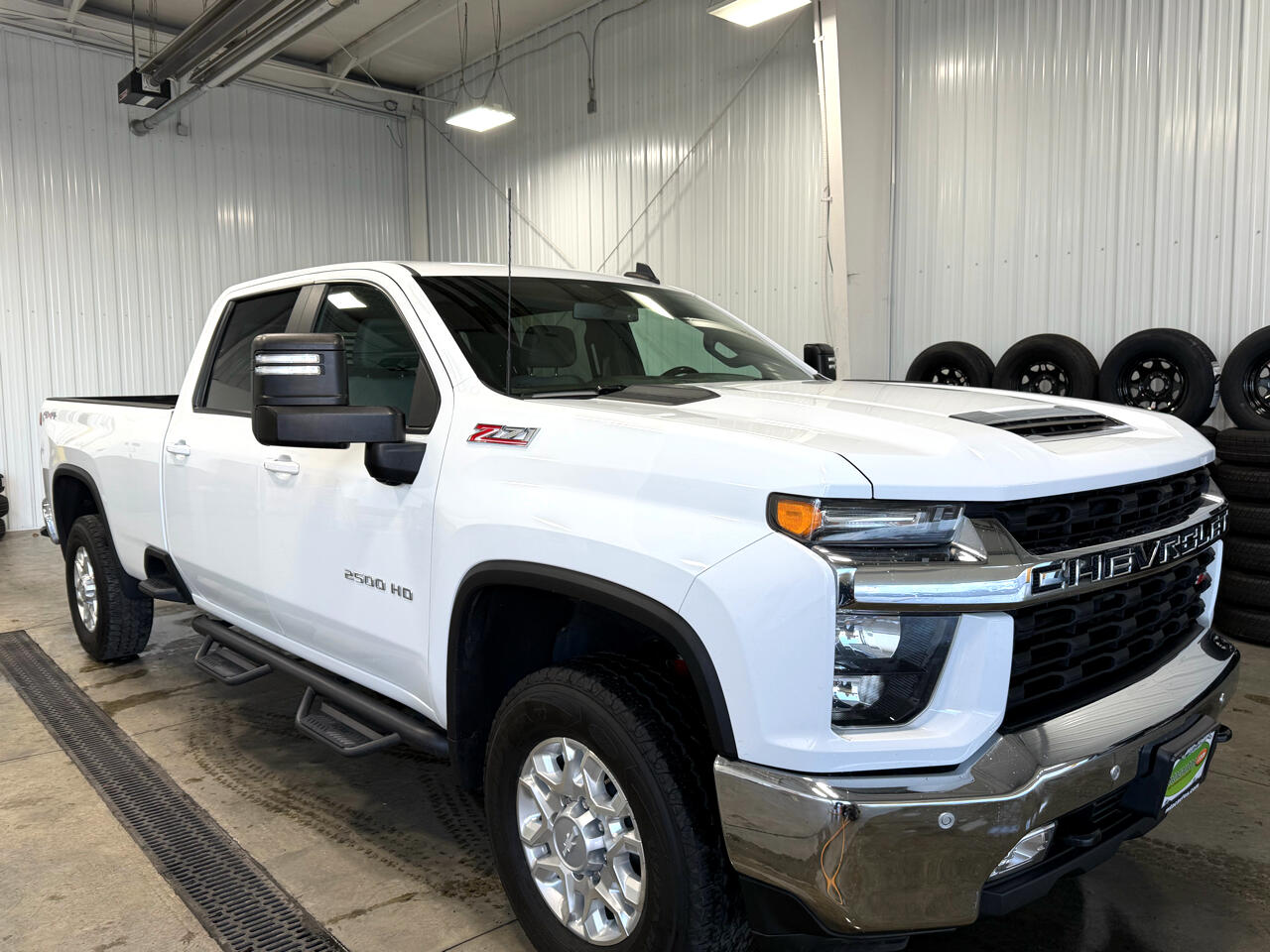 Chevrolet Silverado 2500HD 4WD Crew Cab 172" LT 2020