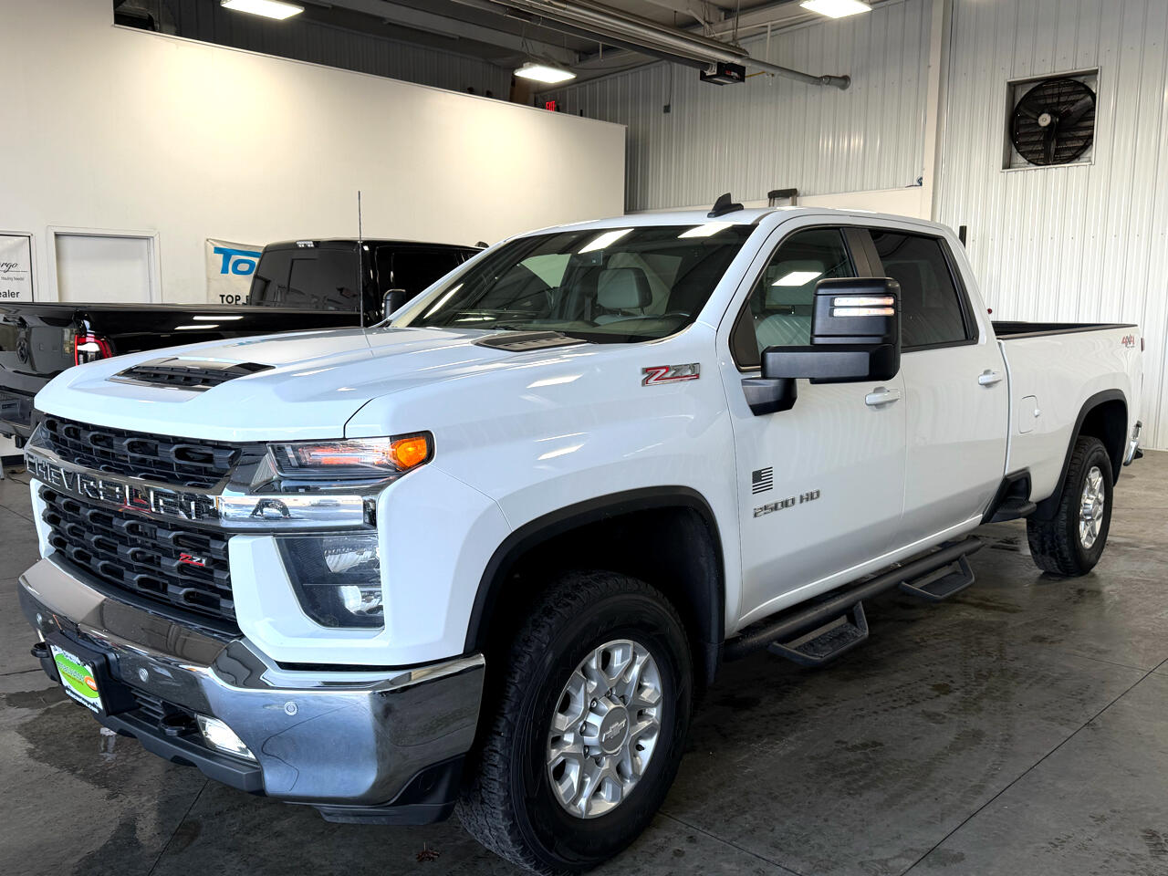 Chevrolet Silverado 2500HD 4WD Crew Cab 172" LT 2020