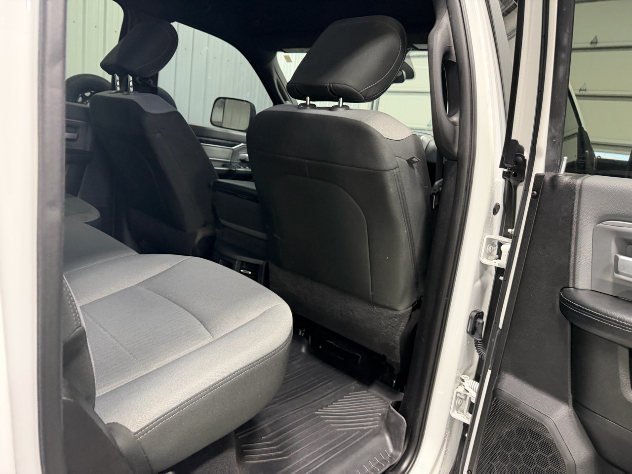 RAM 2500 Big Horn 4x4 Crew Cab 8' Box 2021