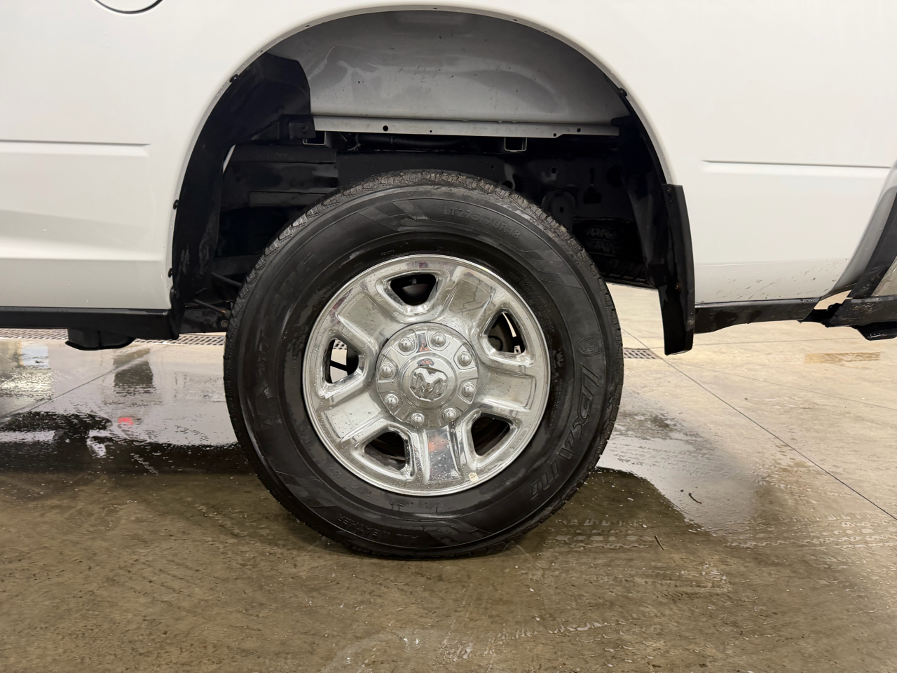 RAM 2500 Big Horn 4x4 Crew Cab 8' Box 2021