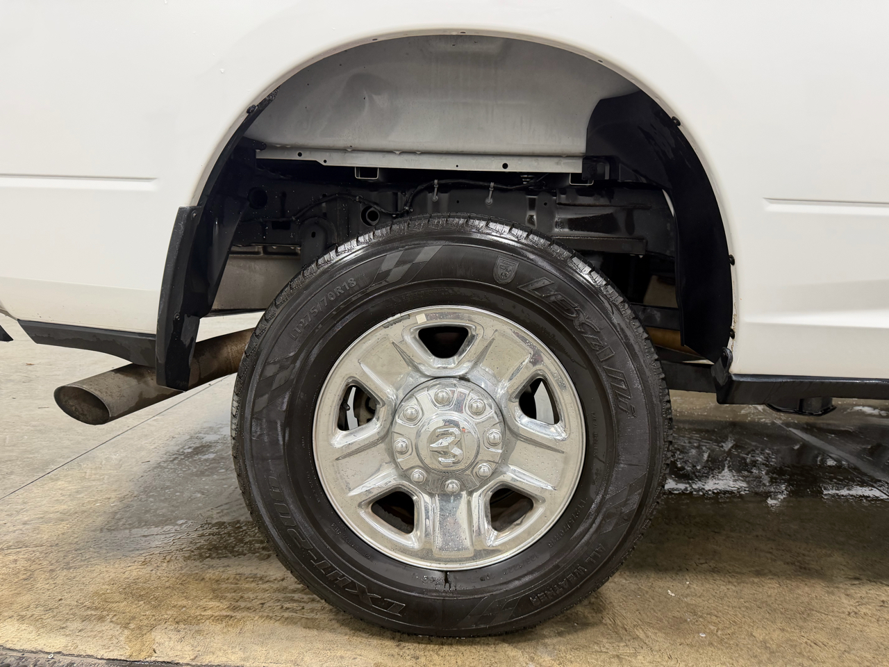 RAM 2500 Big Horn 4x4 Crew Cab 8' Box 2021