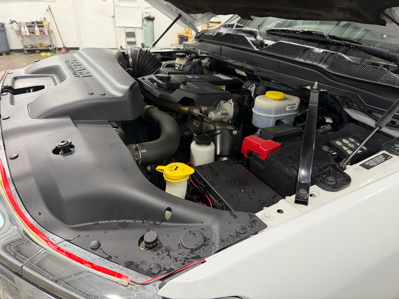 RAM 2500 Big Horn 4x4 Crew Cab 8' Box 2021