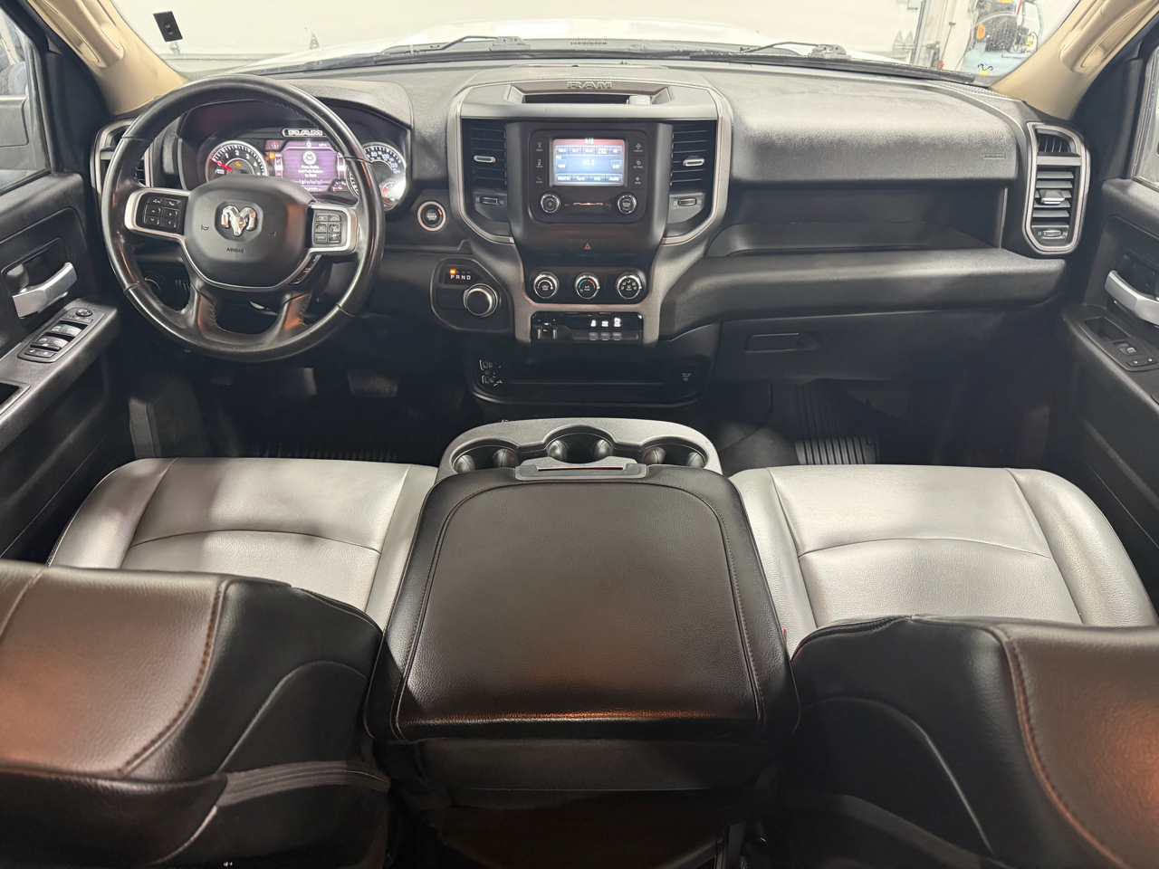 RAM 2500 Tradesman 4x4 Crew Cab 8' Box 2019