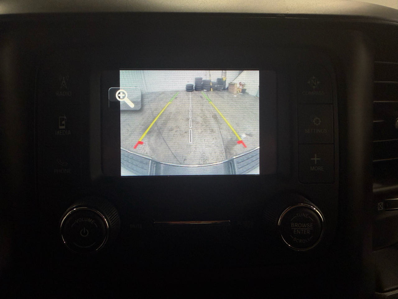 RAM 2500 Tradesman 4x4 Crew Cab 8' Box 2019