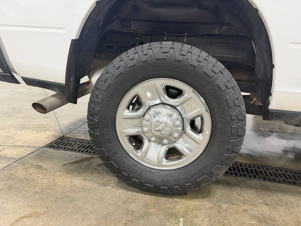 RAM 2500 Tradesman 4x4 Crew Cab 8' Box 2019