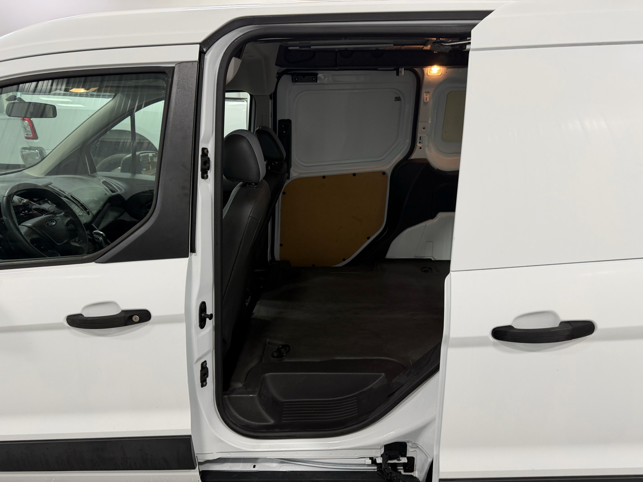 Ford Transit Connect Van XL SWB w/Rear Symmetrical Doors 2017