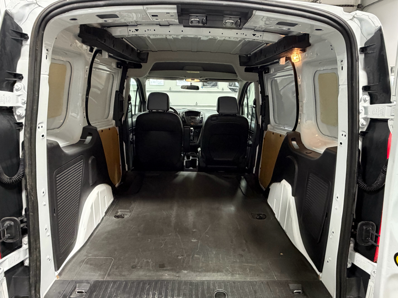 Ford Transit Connect Van XL SWB w/Rear Symmetrical Doors 2017