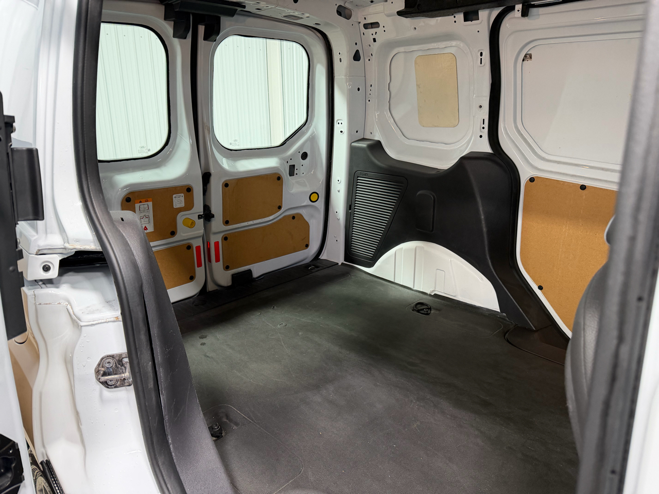 Ford Transit Connect Van XL SWB w/Rear Symmetrical Doors 2017