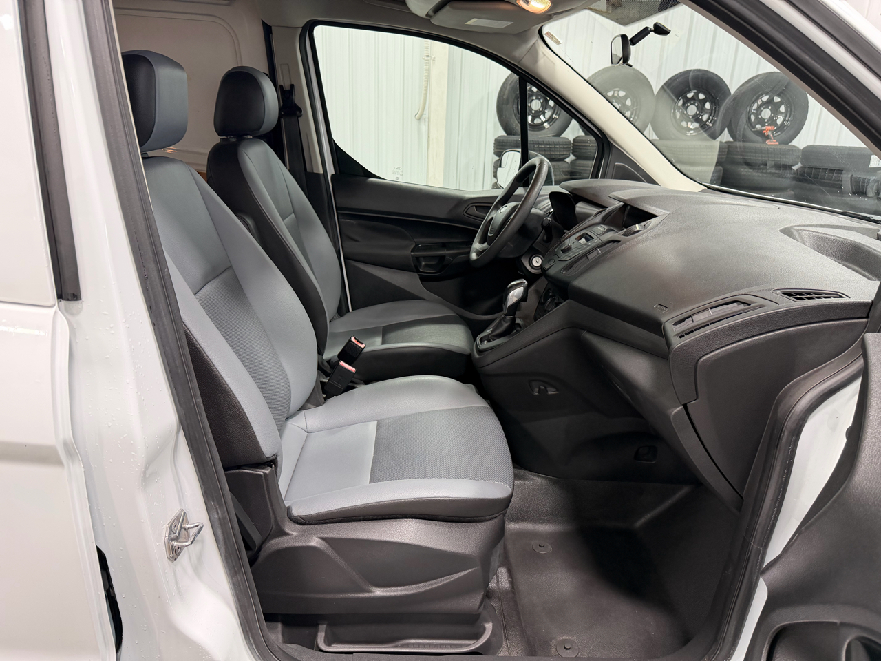 Ford Transit Connect Van XL SWB w/Rear Symmetrical Doors 2017