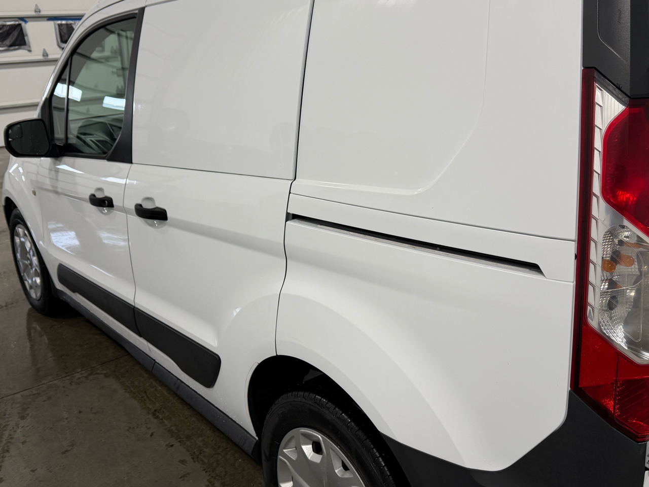 Ford Transit Connect Van XL SWB w/Rear Symmetrical Doors 2017