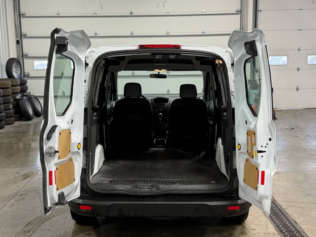 Ford Transit Connect Van XL SWB w/Rear Symmetrical Doors 2017