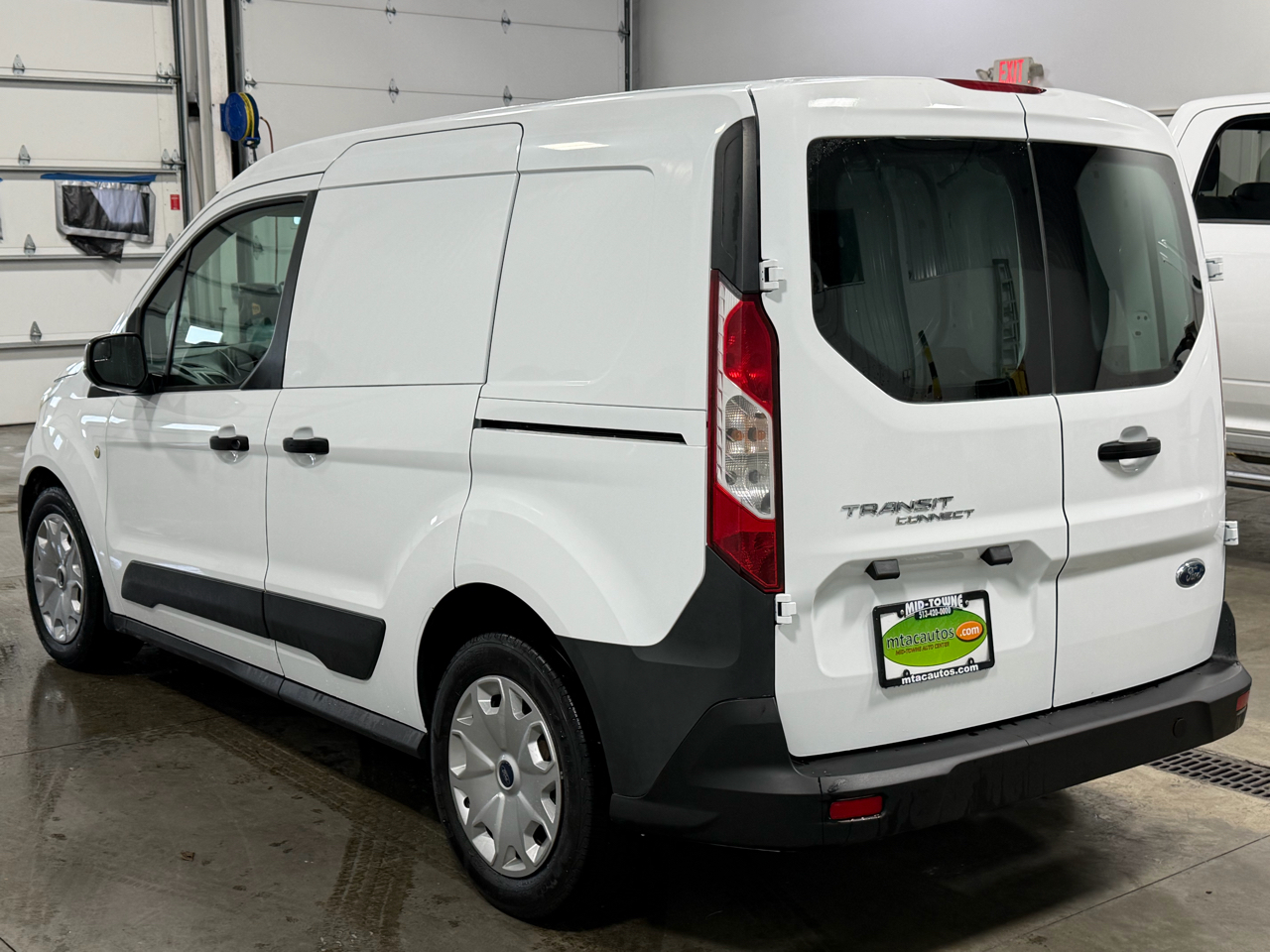 Ford Transit Connect Van XL SWB w/Rear Symmetrical Doors 2017