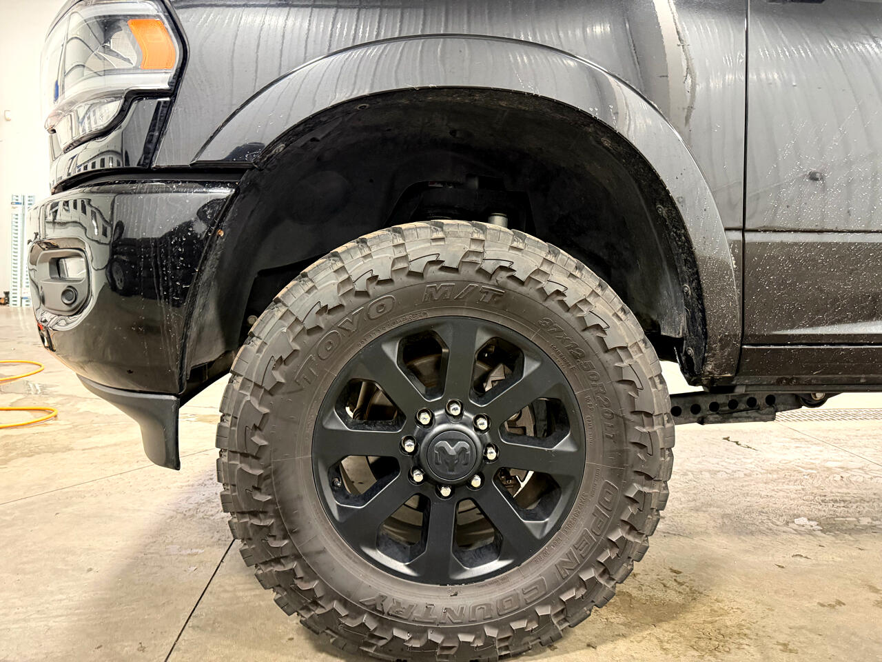 RAM 2500 Laramie 4x4 Crew Cab 6'4" Box 2019