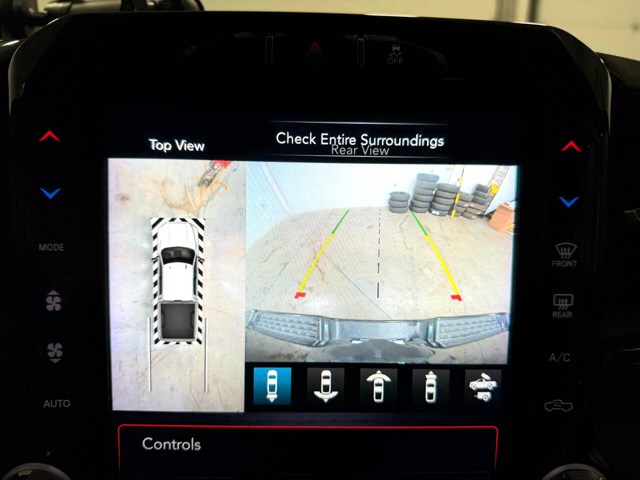 RAM 2500 Laramie 4x4 Crew Cab 6'4" Box 2019