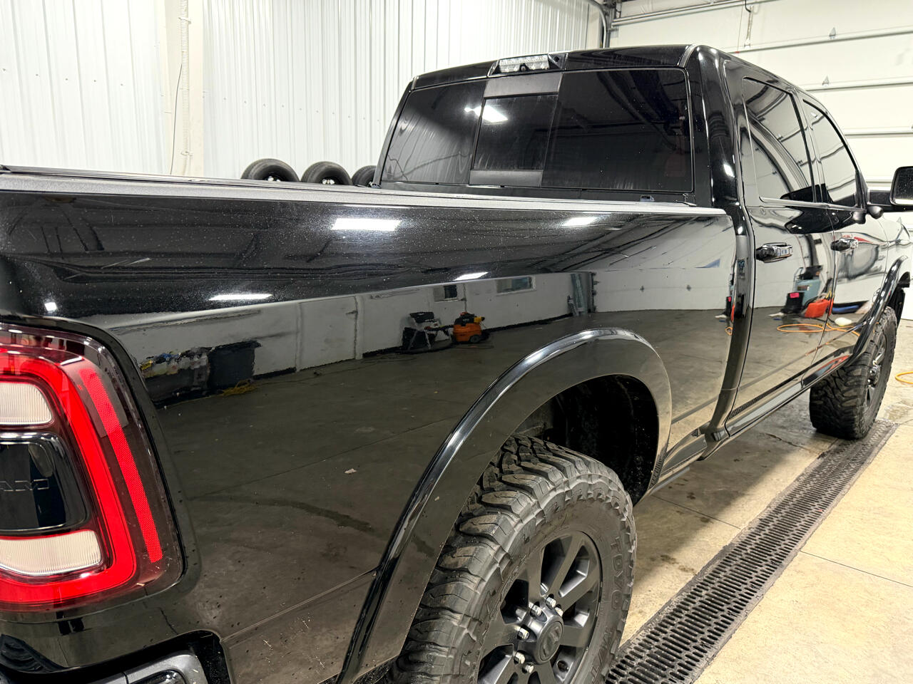 RAM 2500 Laramie 4x4 Crew Cab 6'4" Box 2019