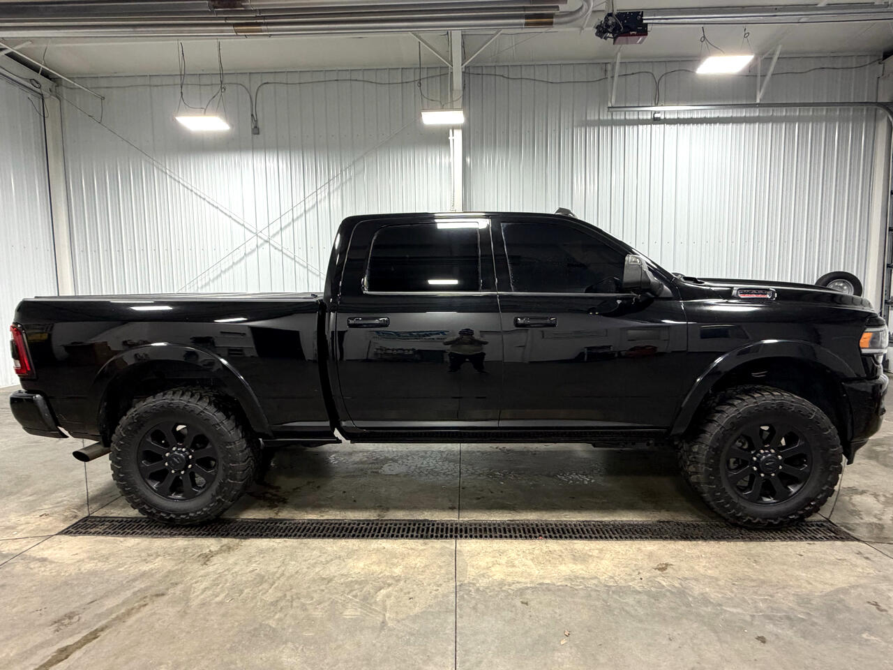 RAM 2500 Laramie 4x4 Crew Cab 6'4" Box 2019