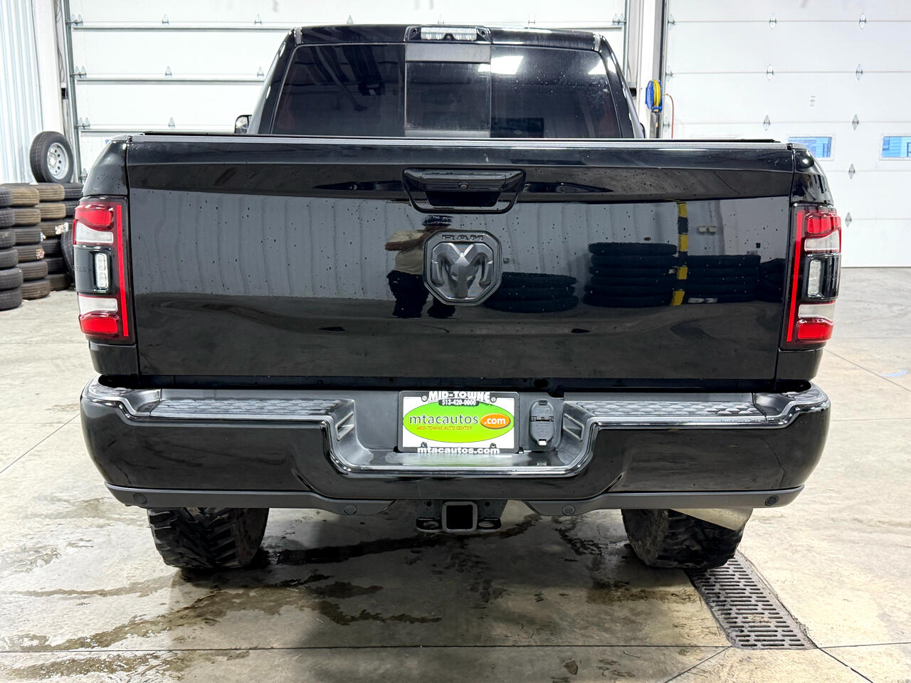 RAM 2500 Laramie 4x4 Crew Cab 6'4" Box 2019