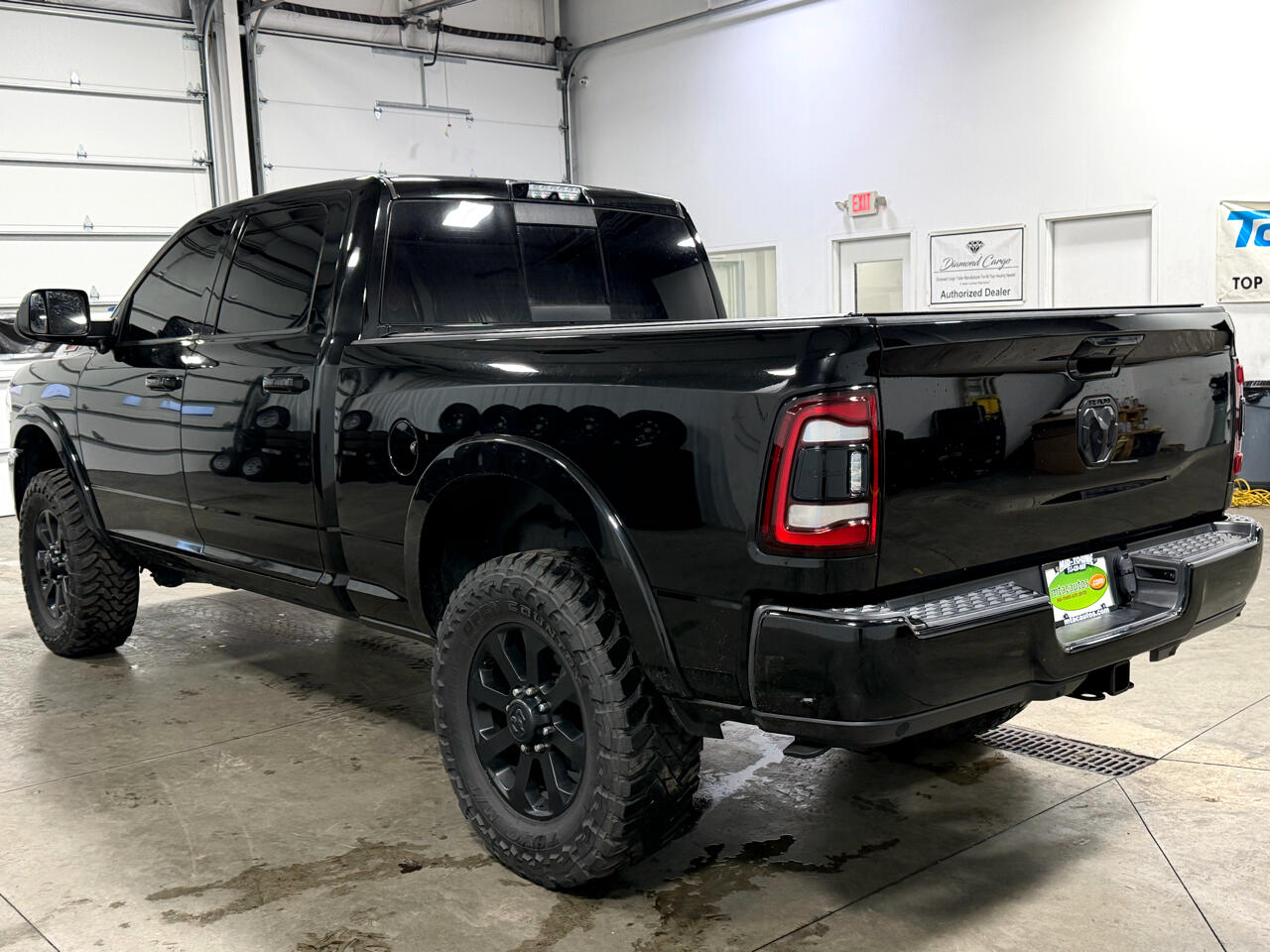 RAM 2500 Laramie 4x4 Crew Cab 6'4" Box 2019