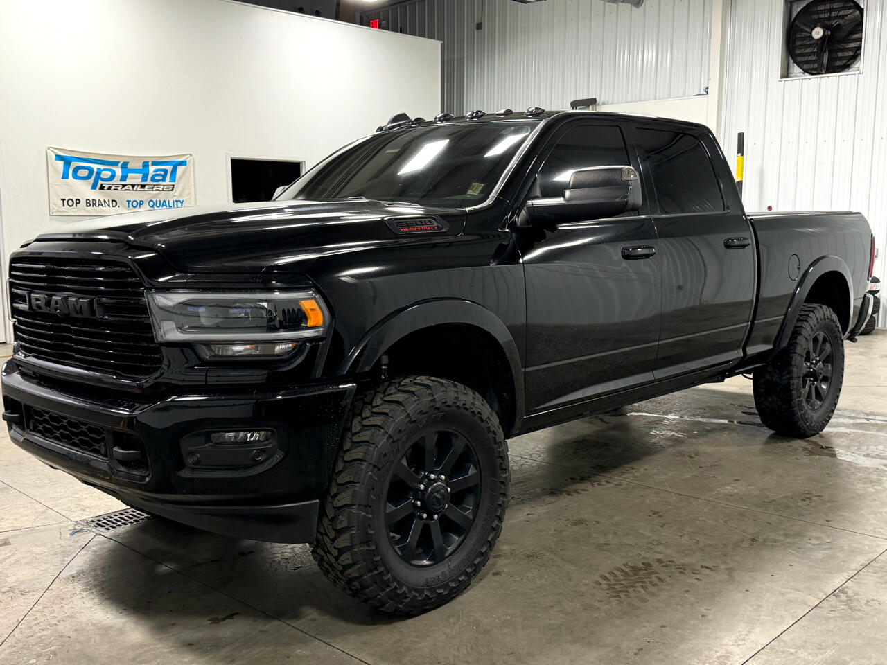 RAM 2500 Laramie 4x4 Crew Cab 6'4" Box 2019