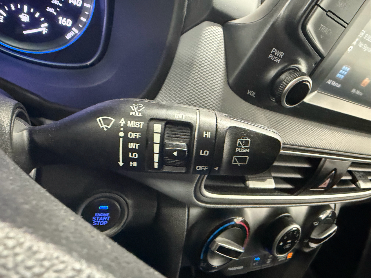 Hyundai Kona SEL 2.0L Auto AWD 2018