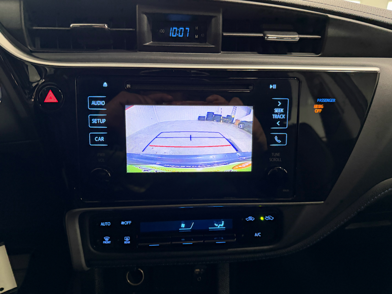 Toyota Corolla XLE CVT (Natl) 2018