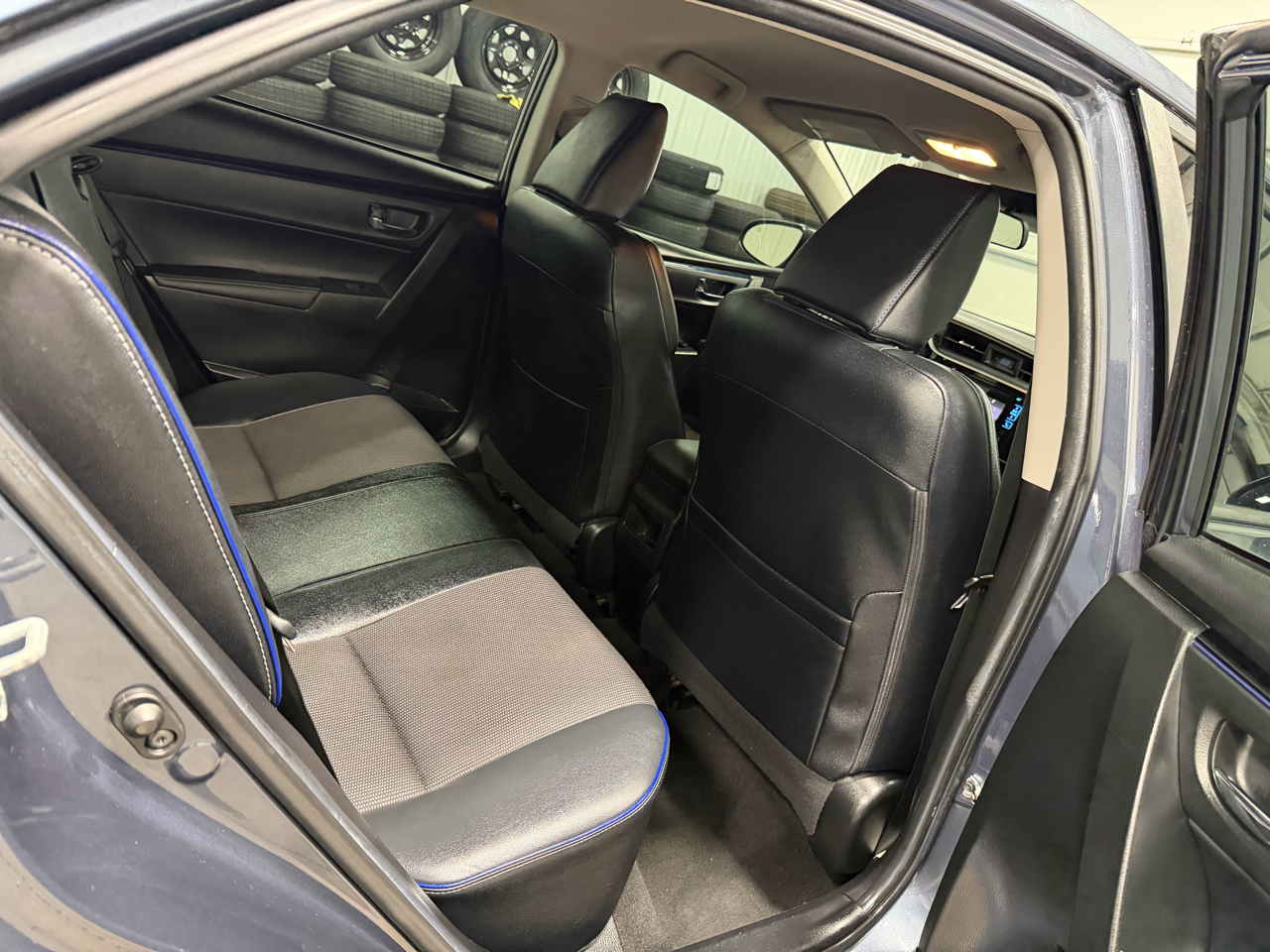 Toyota Corolla XLE CVT (Natl) 2018