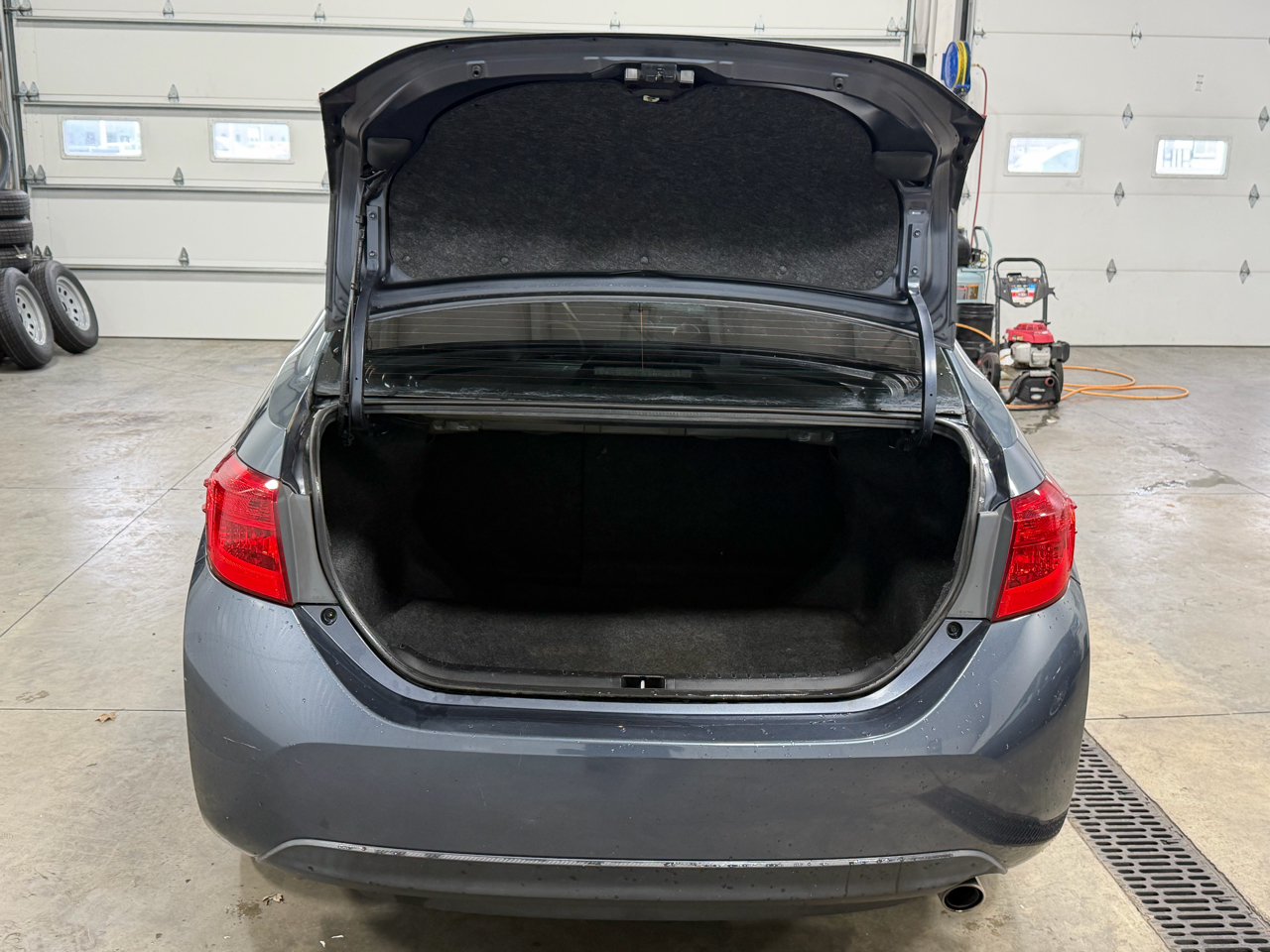 Toyota Corolla XLE CVT (Natl) 2018