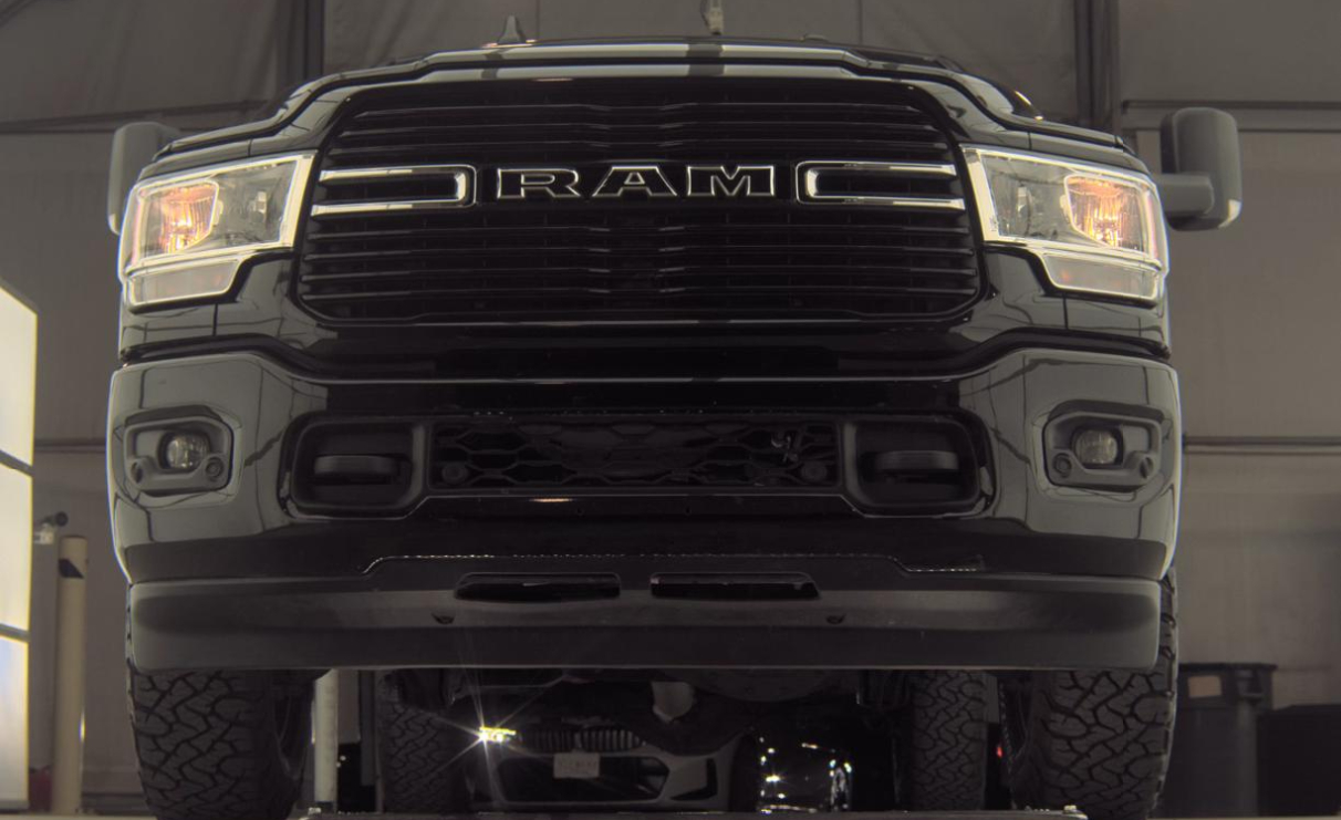 RAM 2500 Big Horn 4x4 Crew Cab 6'4" Box 2019