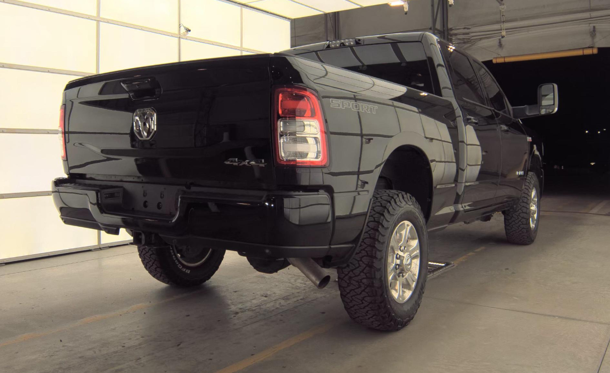 RAM 2500 Big Horn 4x4 Crew Cab 6'4" Box 2019