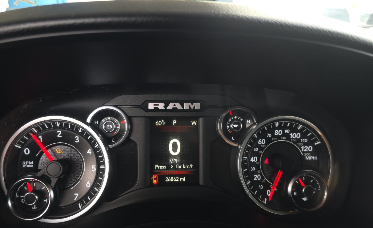 RAM 2500 Big Horn 4x4 Crew Cab 6'4" Box 2019