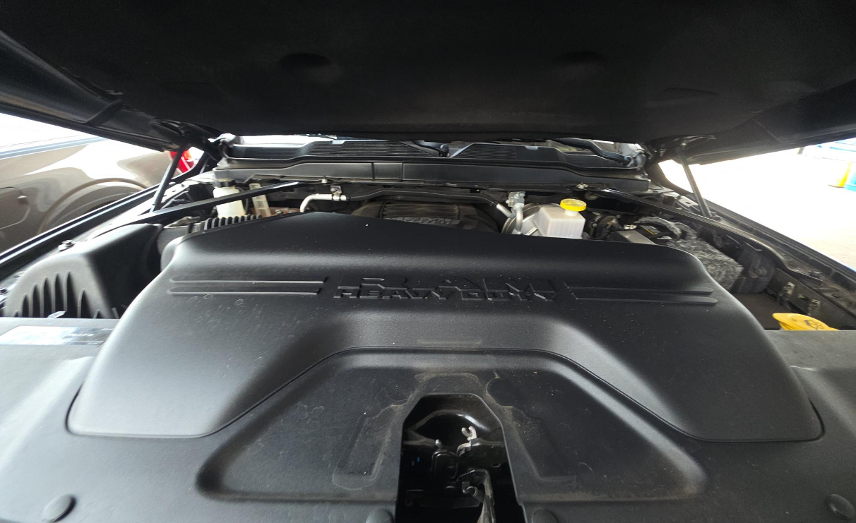 RAM 2500 Big Horn 4x4 Crew Cab 6'4" Box 2019