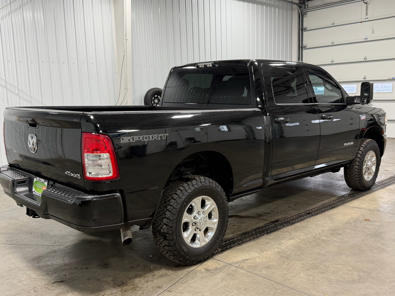 RAM 2500 Big Horn 4x4 Crew Cab 6'4" Box 2019