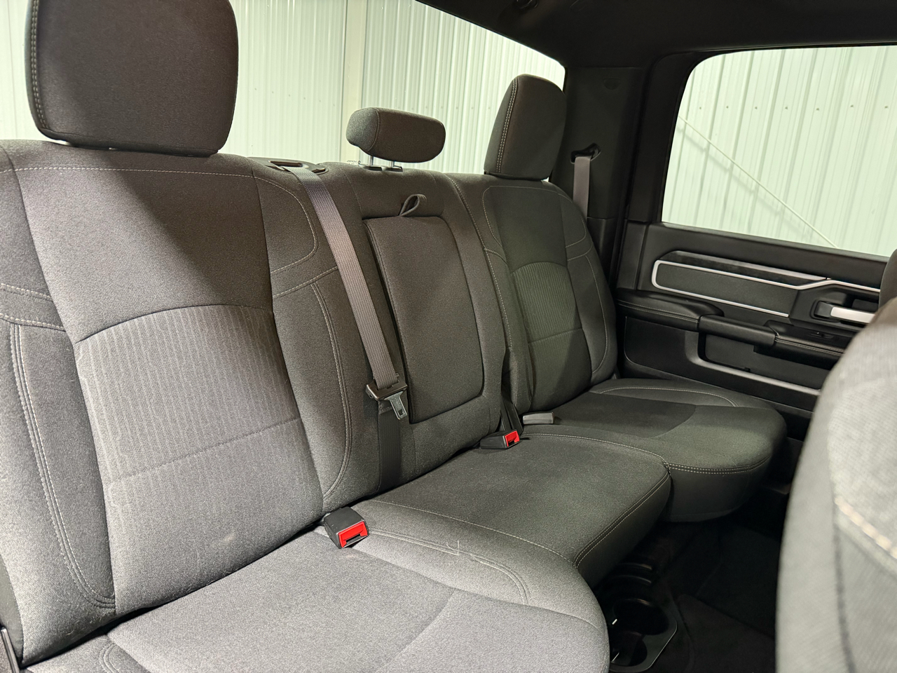 RAM 2500 Big Horn 4x4 Crew Cab 6'4" Box 2019