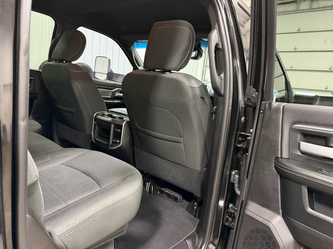 RAM 2500 Big Horn 4x4 Crew Cab 6'4" Box 2019