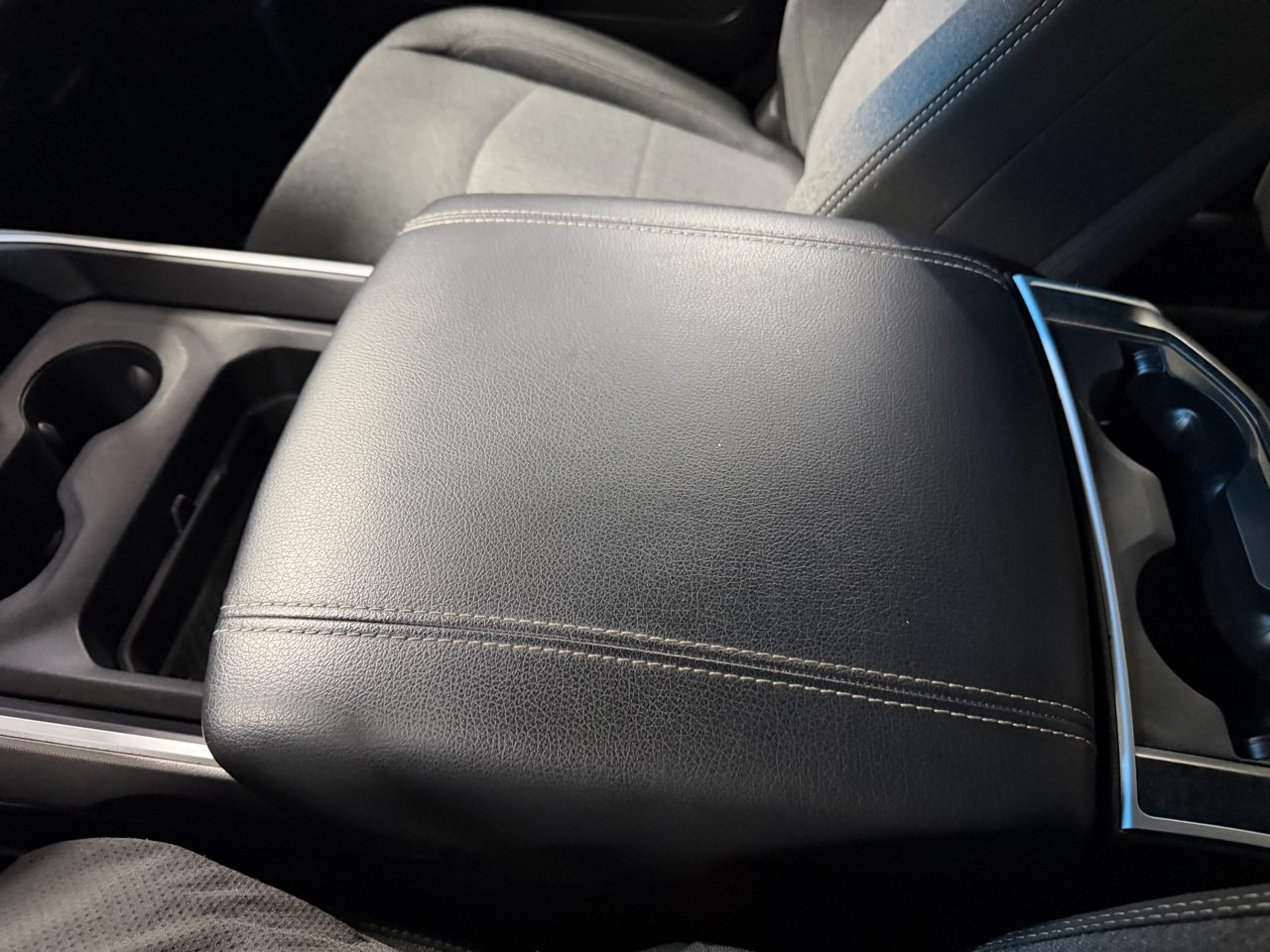 RAM 2500 Big Horn 4x4 Crew Cab 6'4" Box 2019