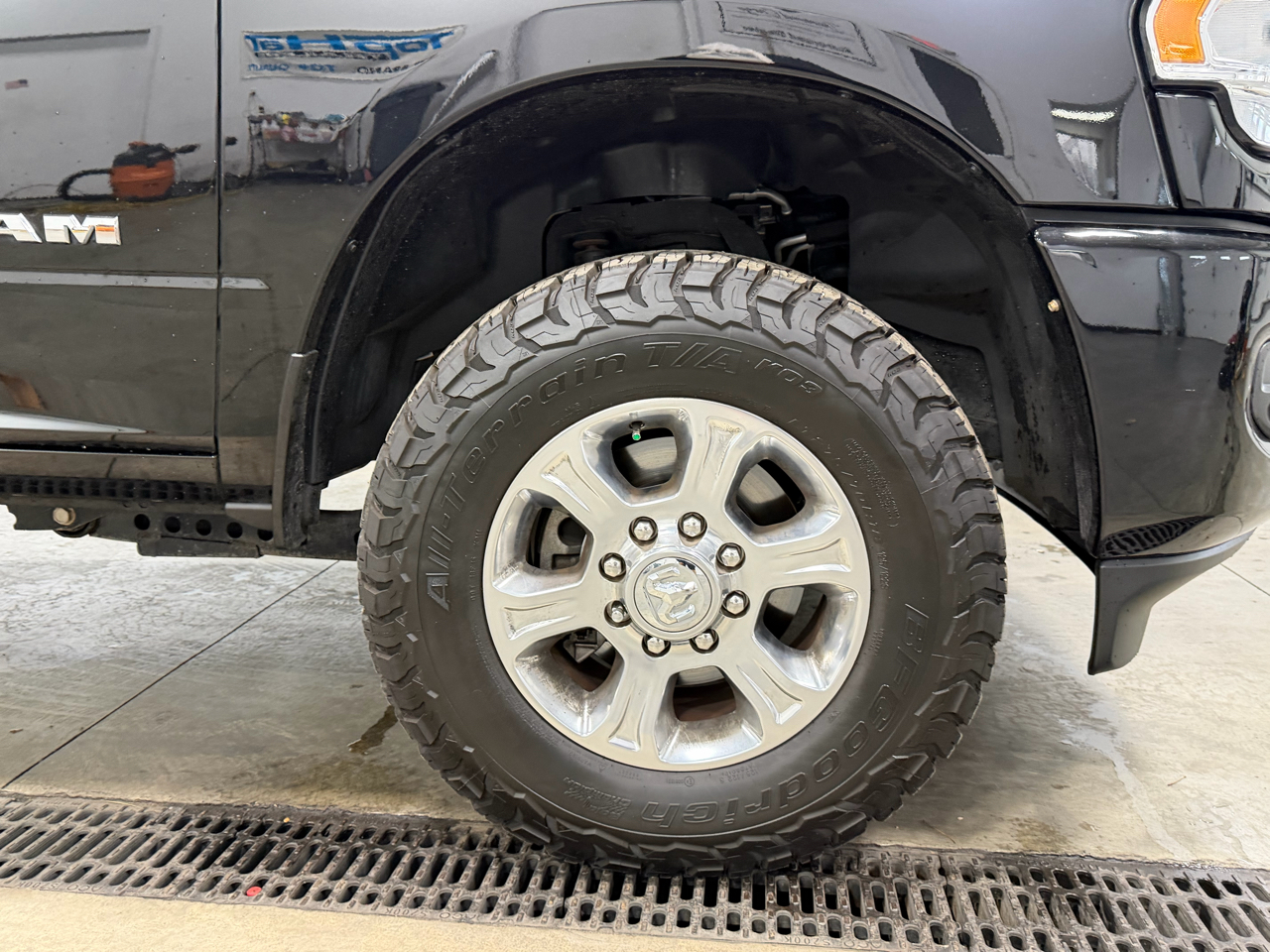 RAM 2500 Big Horn 4x4 Crew Cab 6'4" Box 2019