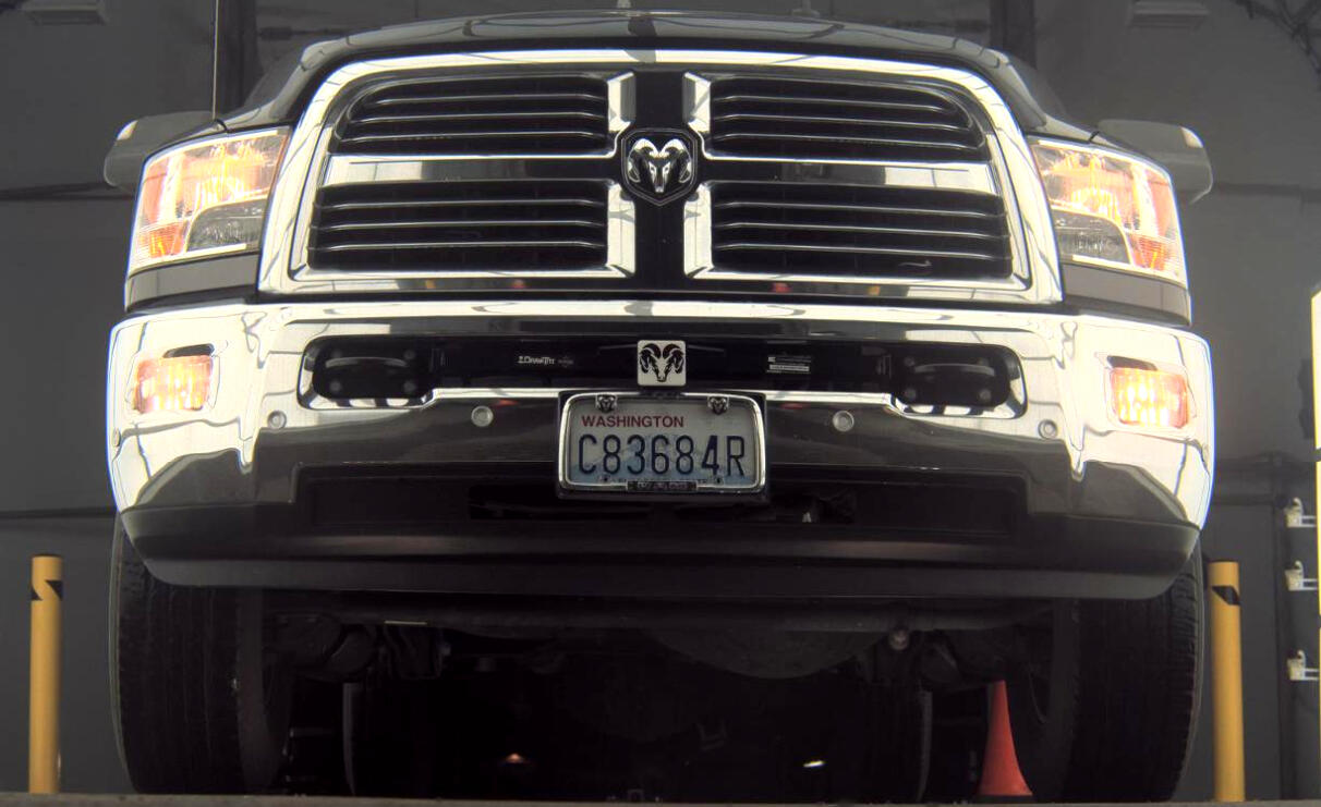 RAM 3500 Big Horn 4x4 Crew Cab 8' Box 2018