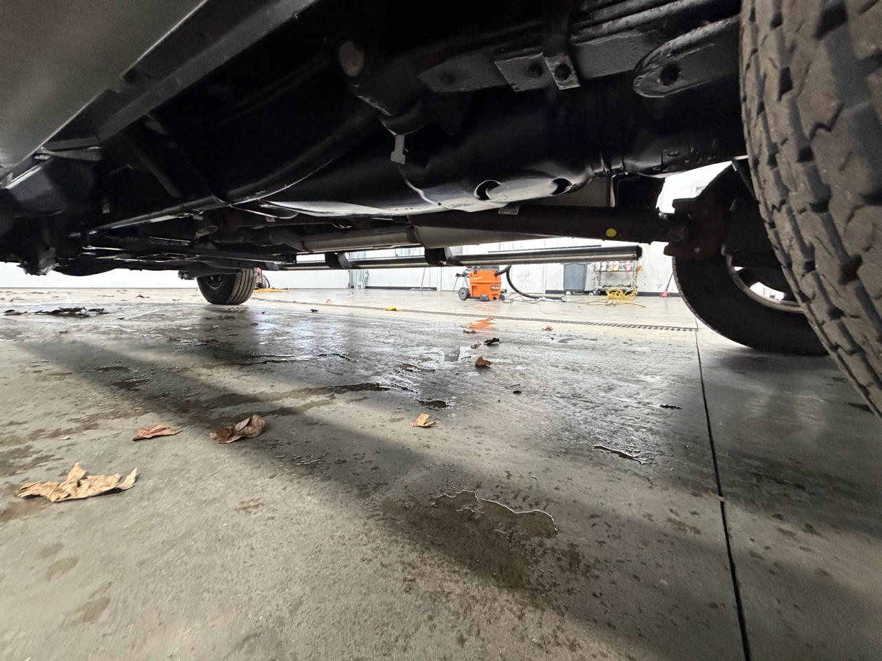 RAM 3500 Big Horn 4x4 Crew Cab 8' Box 2018