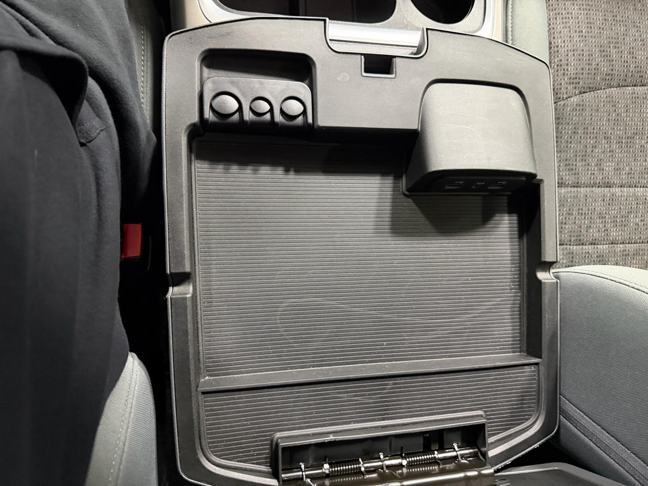 RAM 3500 Big Horn 4x4 Crew Cab 8' Box 2018