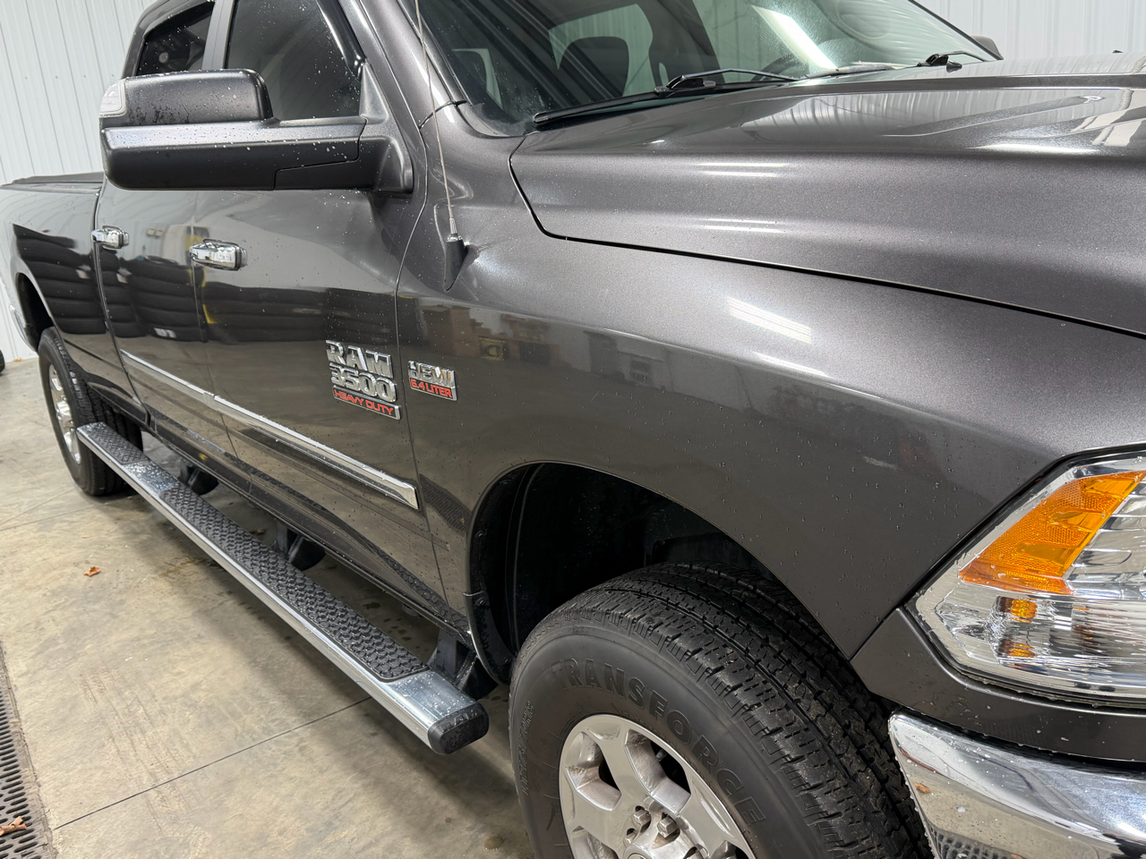 RAM 3500 Big Horn 4x4 Crew Cab 8' Box 2018