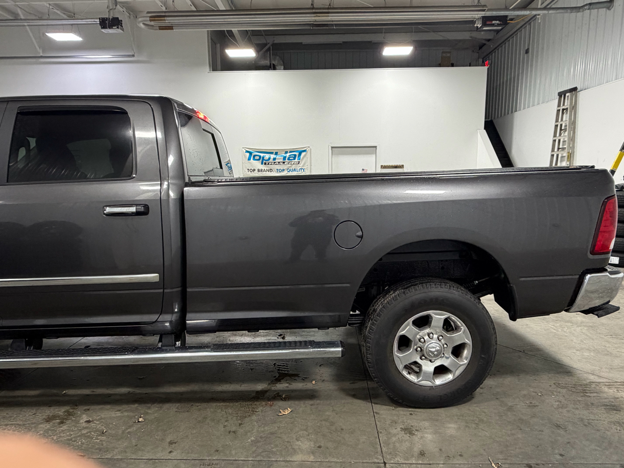 RAM 3500 Big Horn 4x4 Crew Cab 8' Box 2018