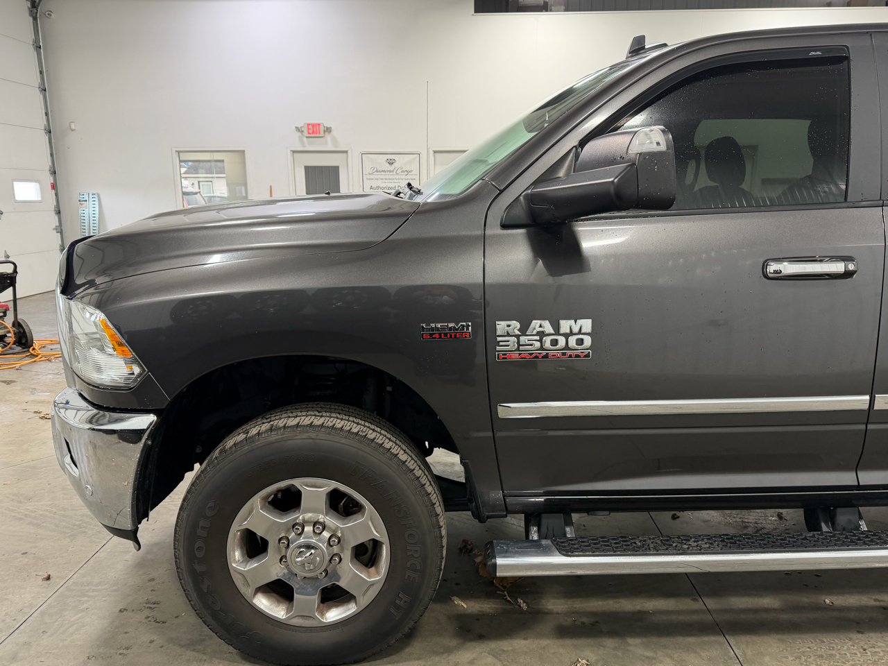 RAM 3500 Big Horn 4x4 Crew Cab 8' Box 2018