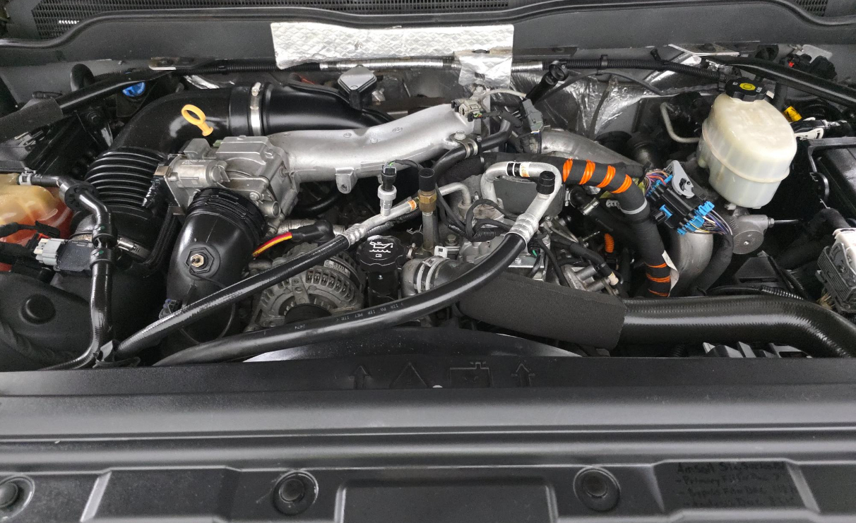 Chevrolet Silverado 2500HD Built After Aug 14 4WD Crew Cab 153.7" LTZ 2015